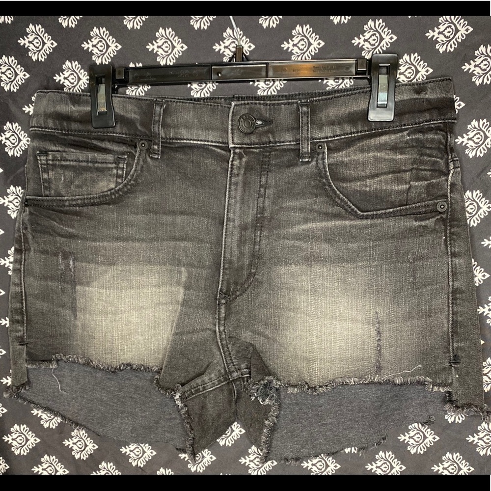 EXPRESS: Grey Jean Shorts, with faded wash look
